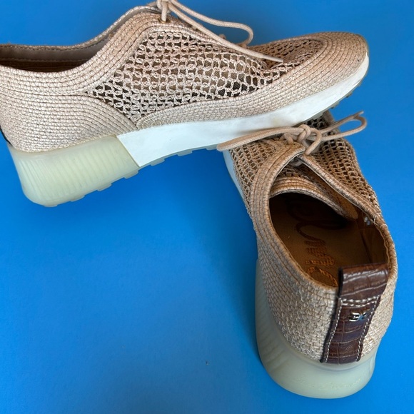 Sam Edelman Delma Tan Fabric Woven Wedge 1 1/2” Heel Sneakers - Picture 7 of 11